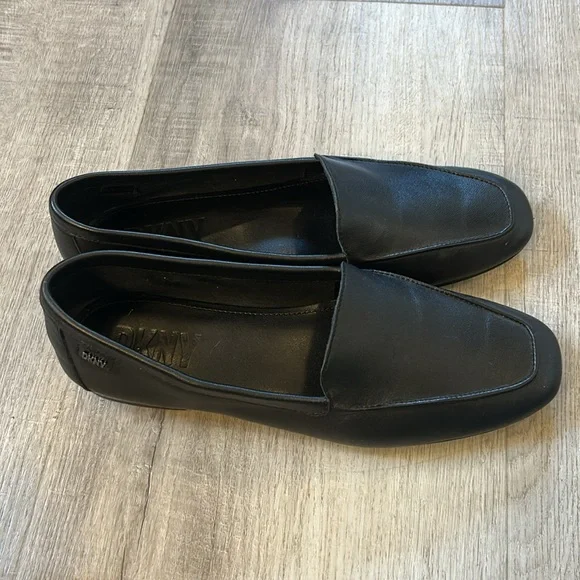 DKNY Laili Leather Flats with Silver Accent Heel Sz 7 - Picture 10 of 12